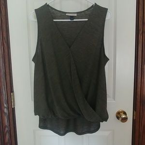 Universal Thread Tank